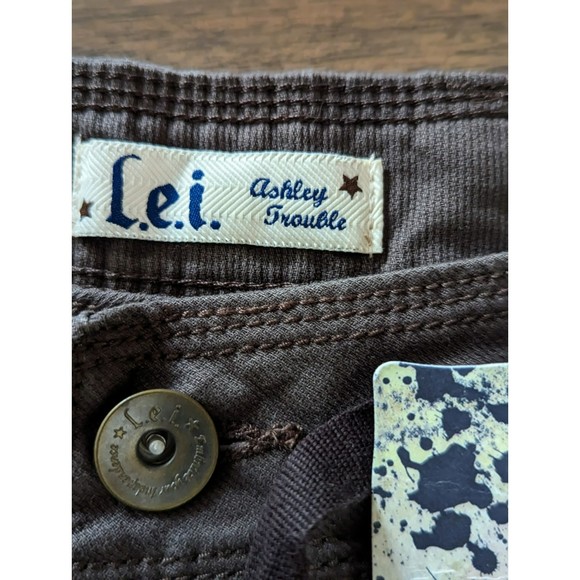 NWT L.E.I. Ashley Trouble Capris Sz 9 - Picture 9 of 13